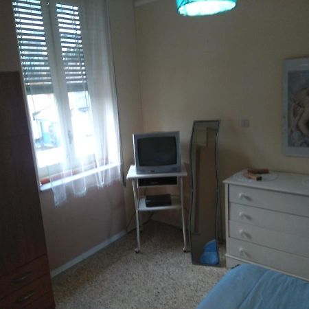 Appartamento In Villa Ачиреале Екстериор снимка